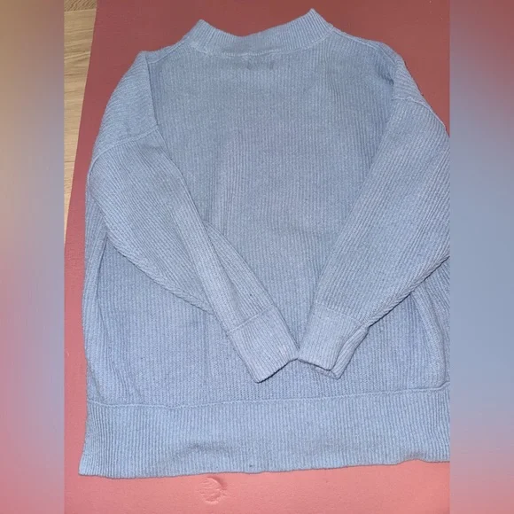 Aerie size small oversized Soft Blue Crew Neck Sweater - Picture 9 of 12